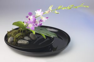 Thưởng thức nghệ thuật cắm hoa truyền thống Ikebana của Nhật Bản